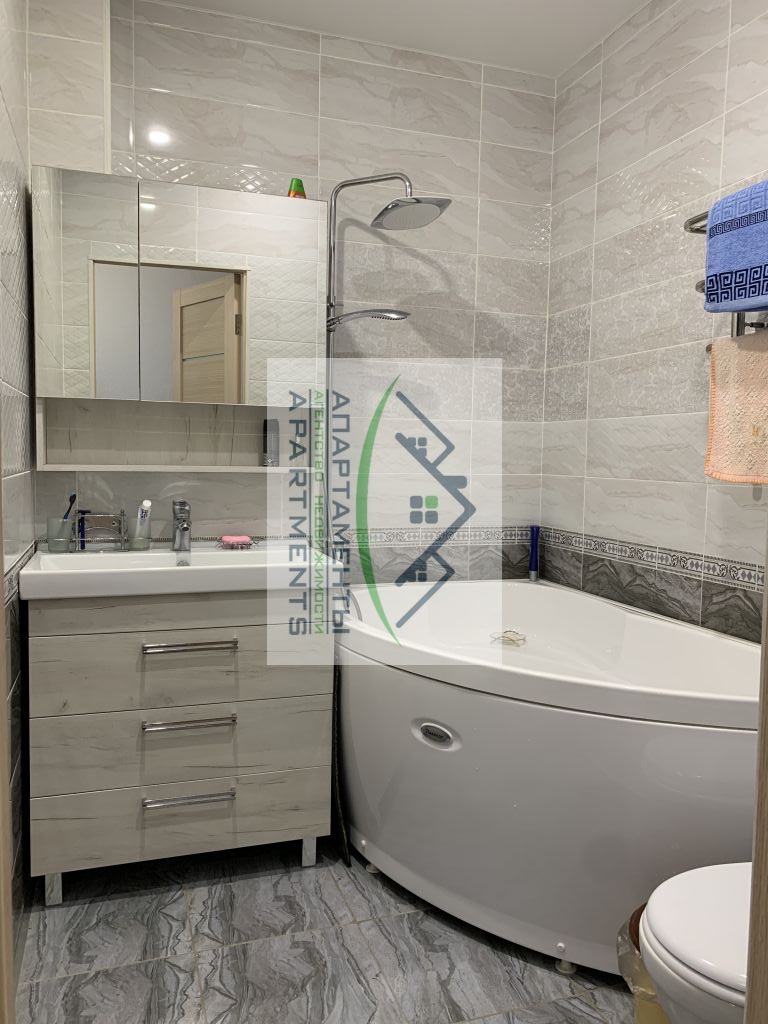 Продажа 2-комнатной квартиры, Иноземцево, Свердлова ,  12