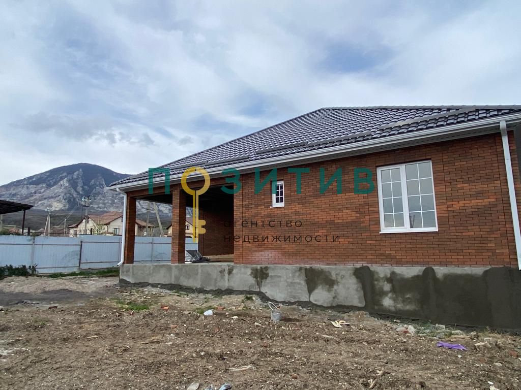 Продажа дома, 175м <sup>2</sup>, 10 сот., Змейка, Советская