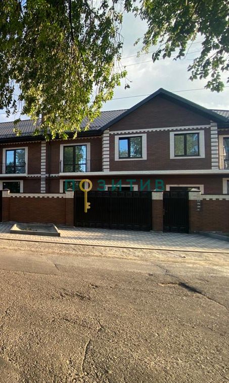 Продажа дома, 170м <sup>2</sup>, 2 сот., Минеральные Воды, Бибика ул