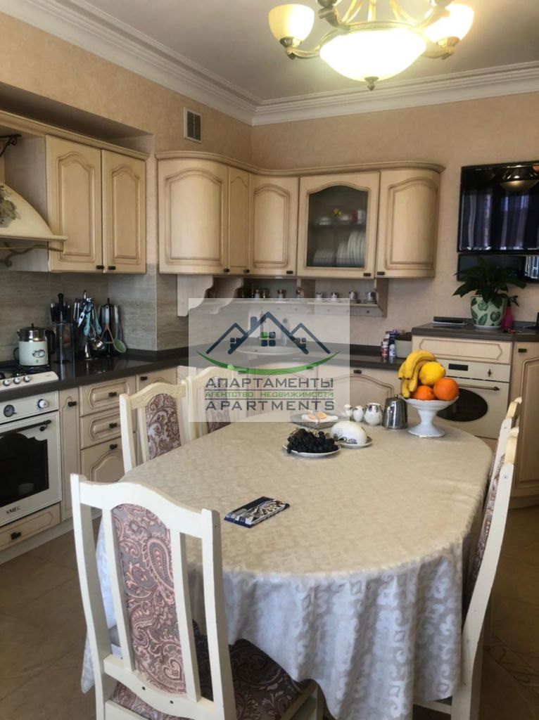 Продажа 3-комнатной квартиры, Пятигорск, Людкевича ул,  9/1