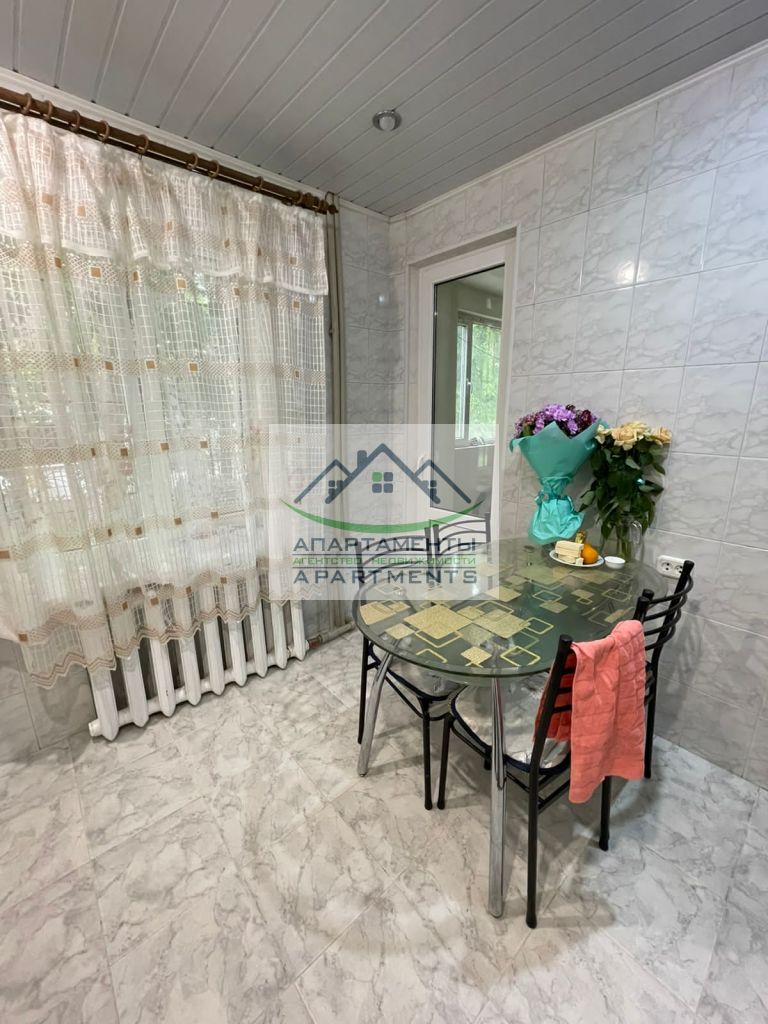 Продажа 2-комнатной квартиры, Ессентуки, Кисловодская ул,  36ак4