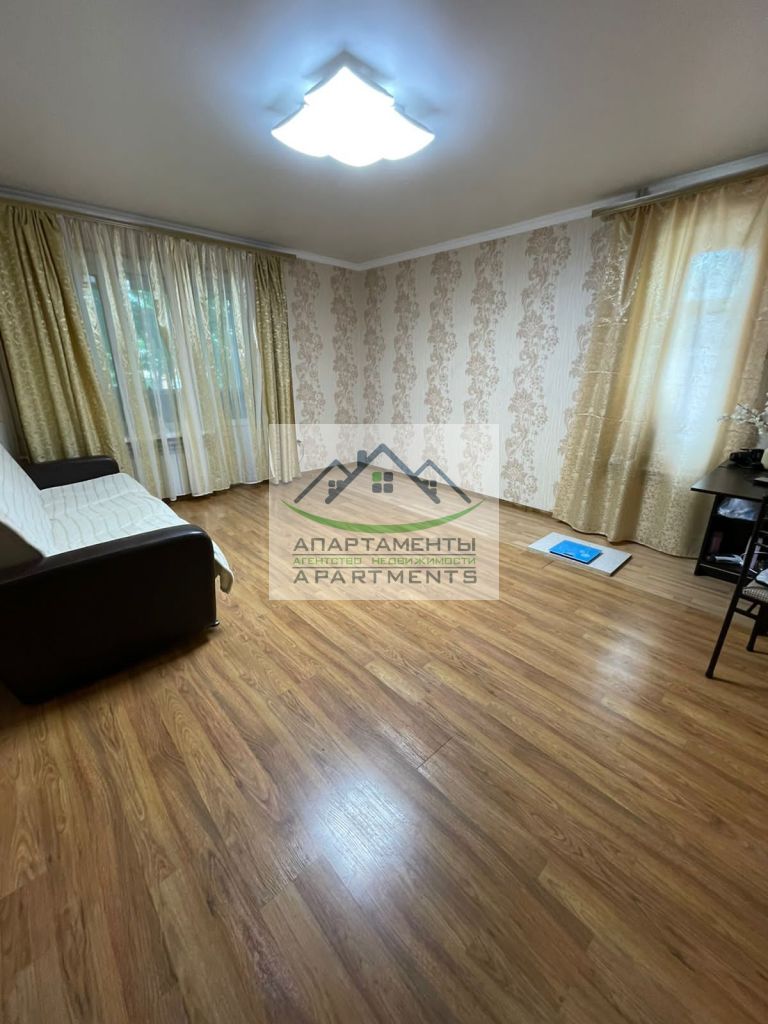 Продажа 2-комнатной квартиры, Ессентуки, Кисловодская ул,  36ак4