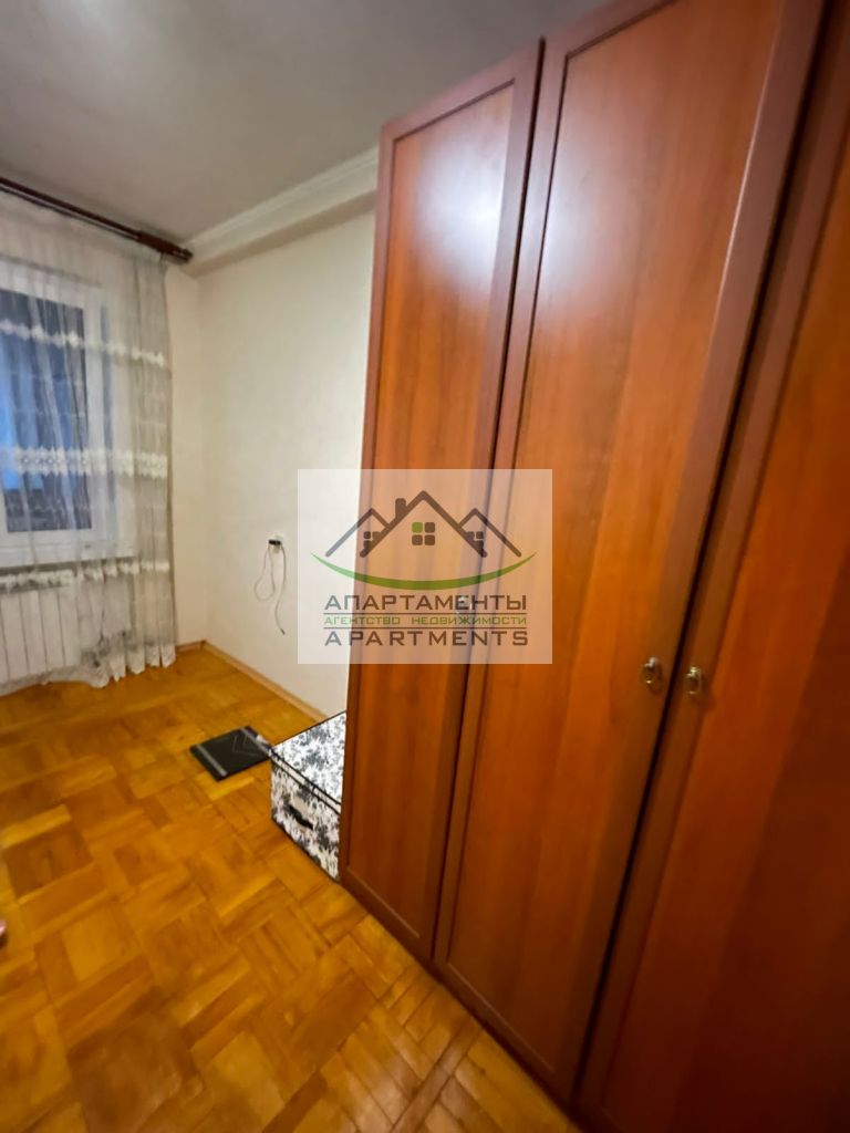 Продажа 3-комнатной квартиры, Ессентуки, Кисловодская ул,  30ак5