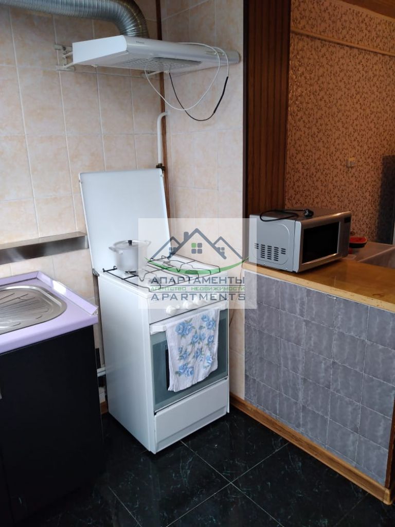 Продажа 3-комнатной квартиры, Кисловодск, Красивая ул,  7к11