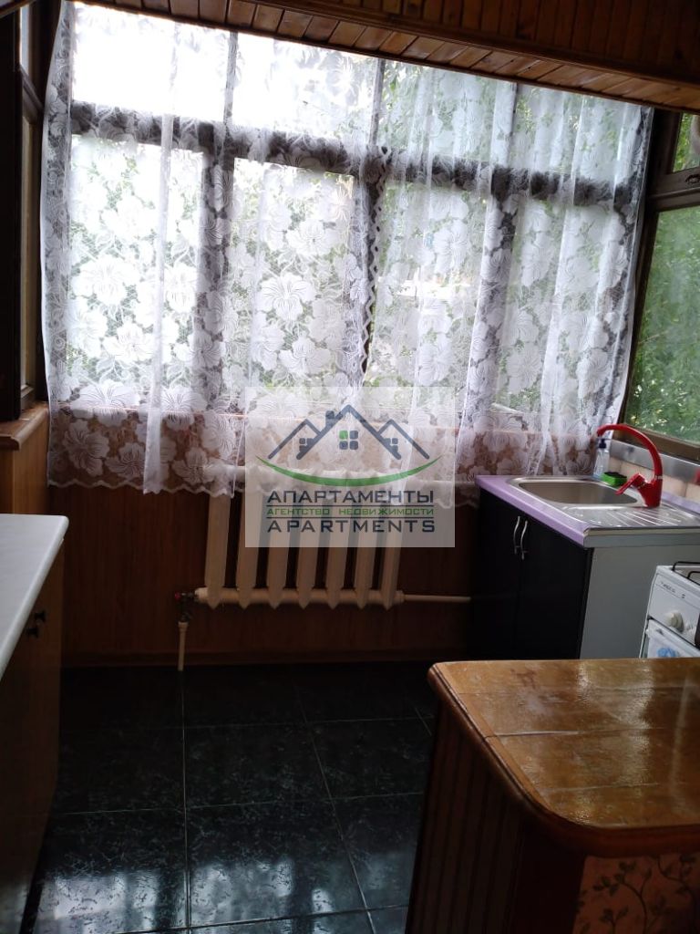 Продажа 3-комнатной квартиры, Кисловодск, Красивая ул,  7к11