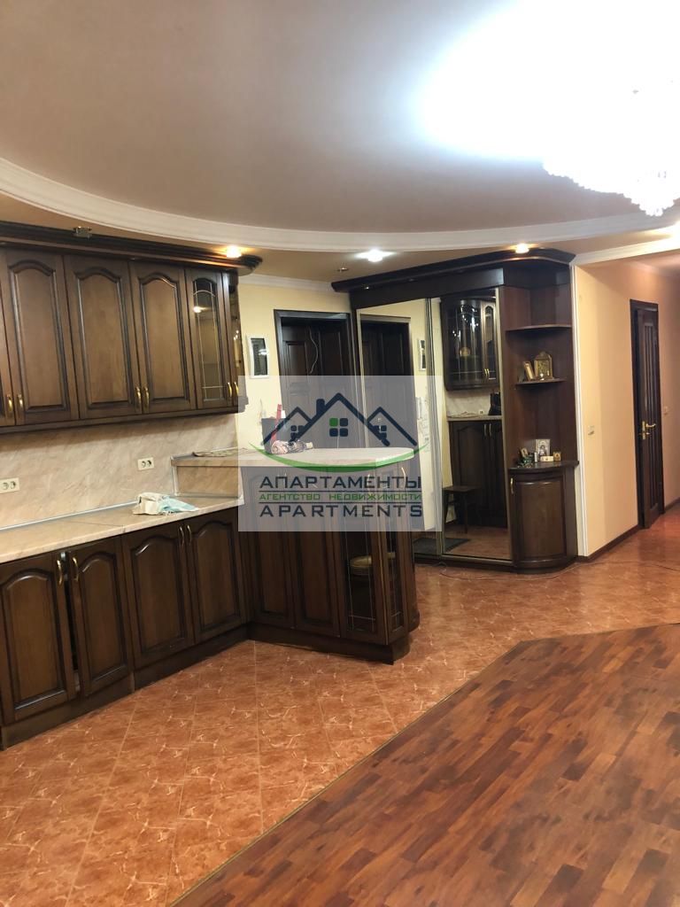 Продажа 3-комнатной квартиры, Кисловодск, Куйбышева ул,  77