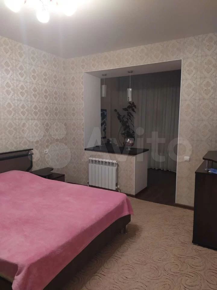 Продажа 3-комнатной квартиры, Ставрополь, Рогожникова ул,  2