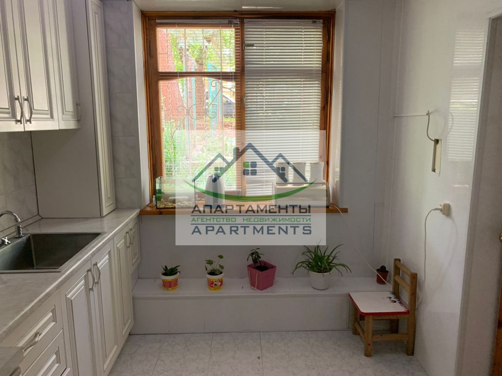 Продажа 5-комнатной квартиры, Кисловодск, Велинградская ул