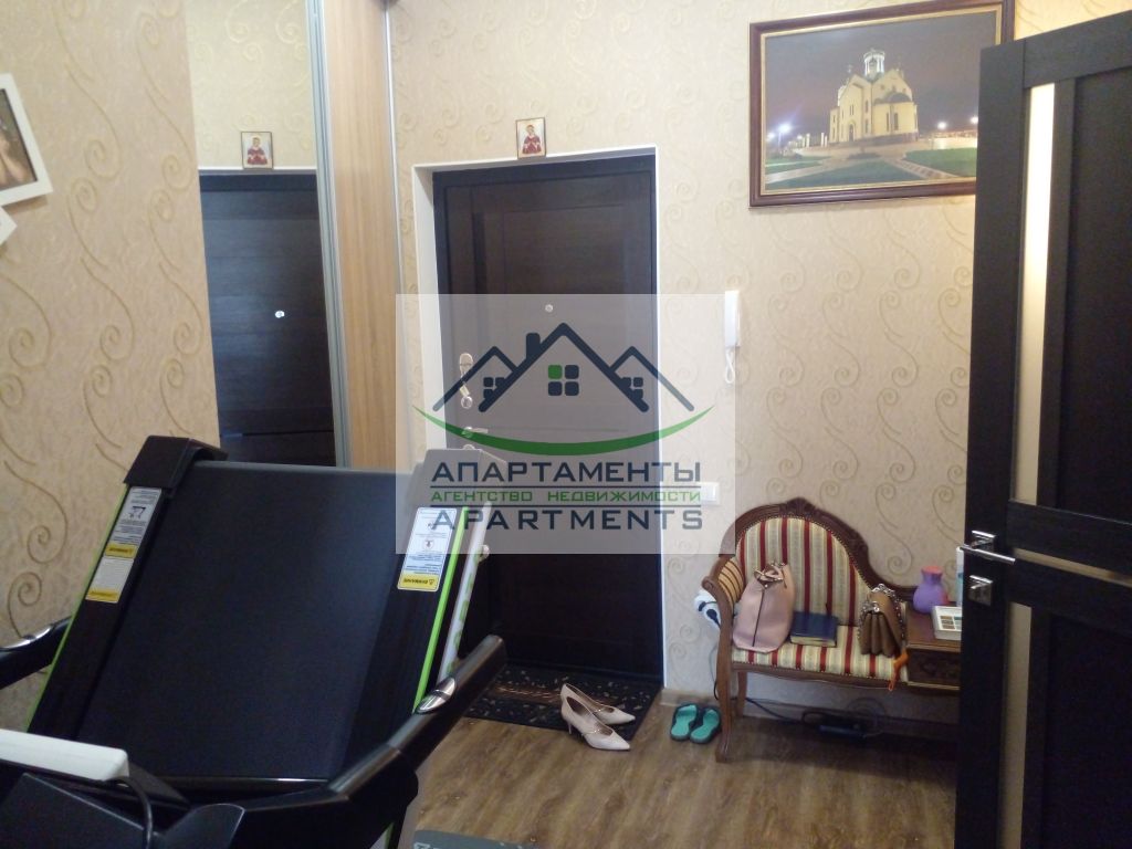 Продажа 2-комнатной квартиры, Ессентуки, Октябрьская ул,  337/3