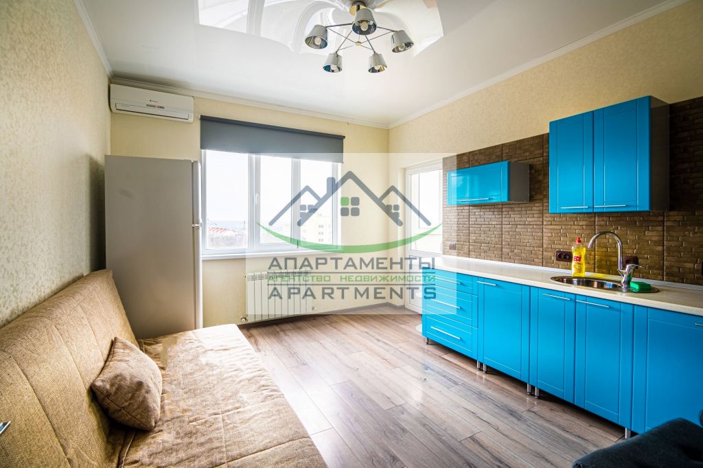 Продажа 2-комнатной квартиры, Пятигорск, Калинина пр-кт,  5А