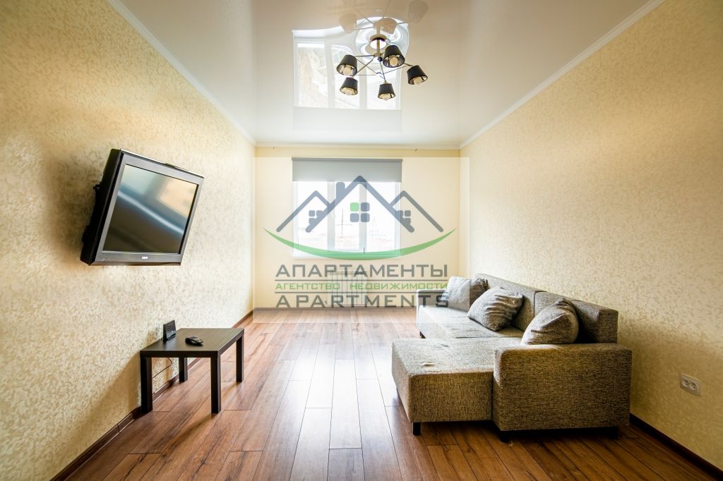 Продажа 2-комнатной квартиры, Пятигорск, Калинина пр-кт,  5А