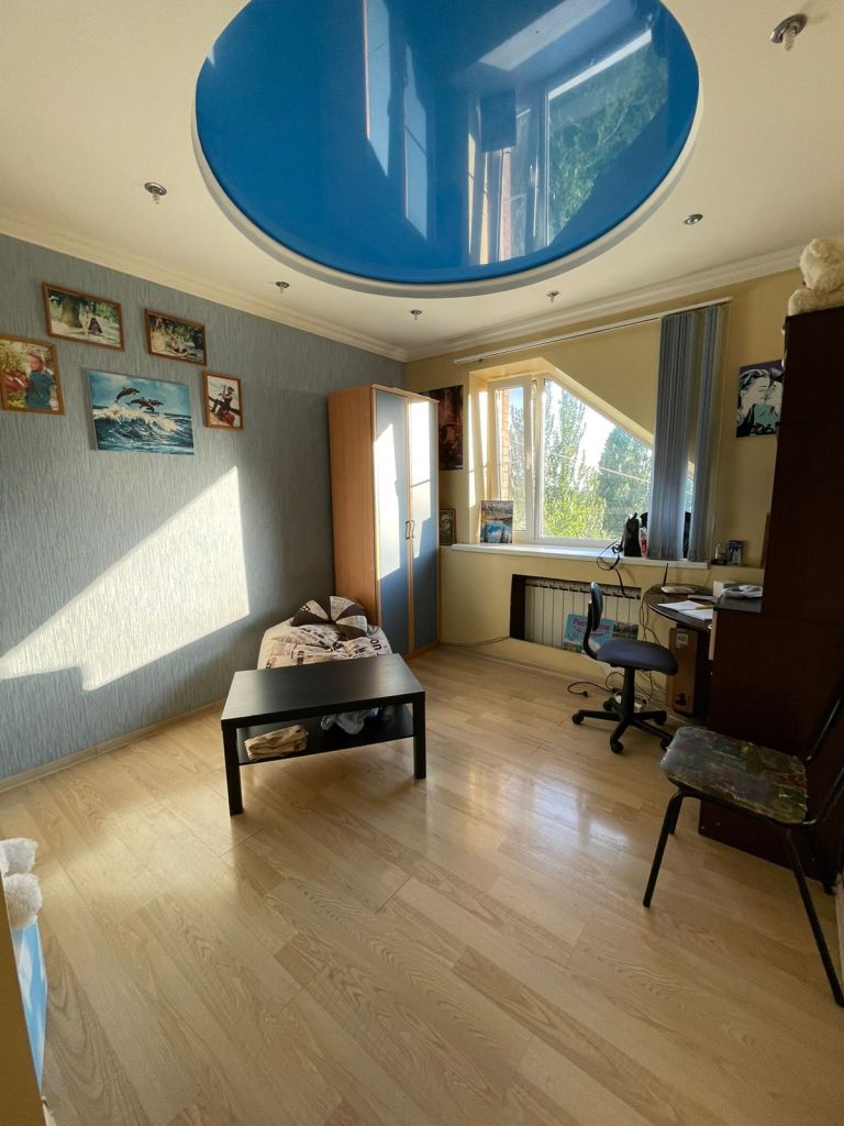 Продажа 3-комнатной квартиры, Батайск, Кирова ул,  59