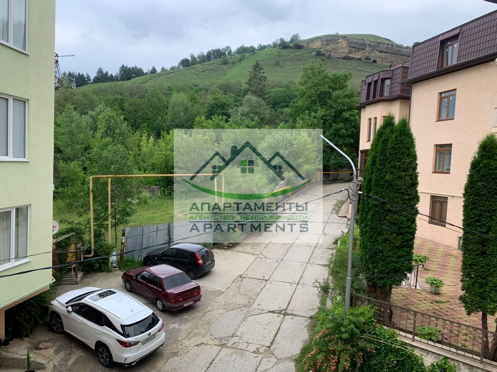 Продажа 2-комнатной квартиры, Кисловодск, Декабристов ул