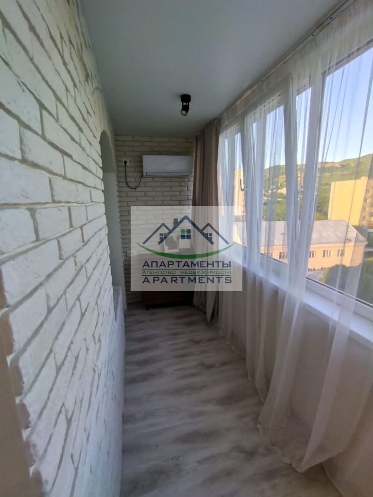 Продажа 2-комнатной квартиры, Кисловодск, Фоменко 1-я линия ул,  104