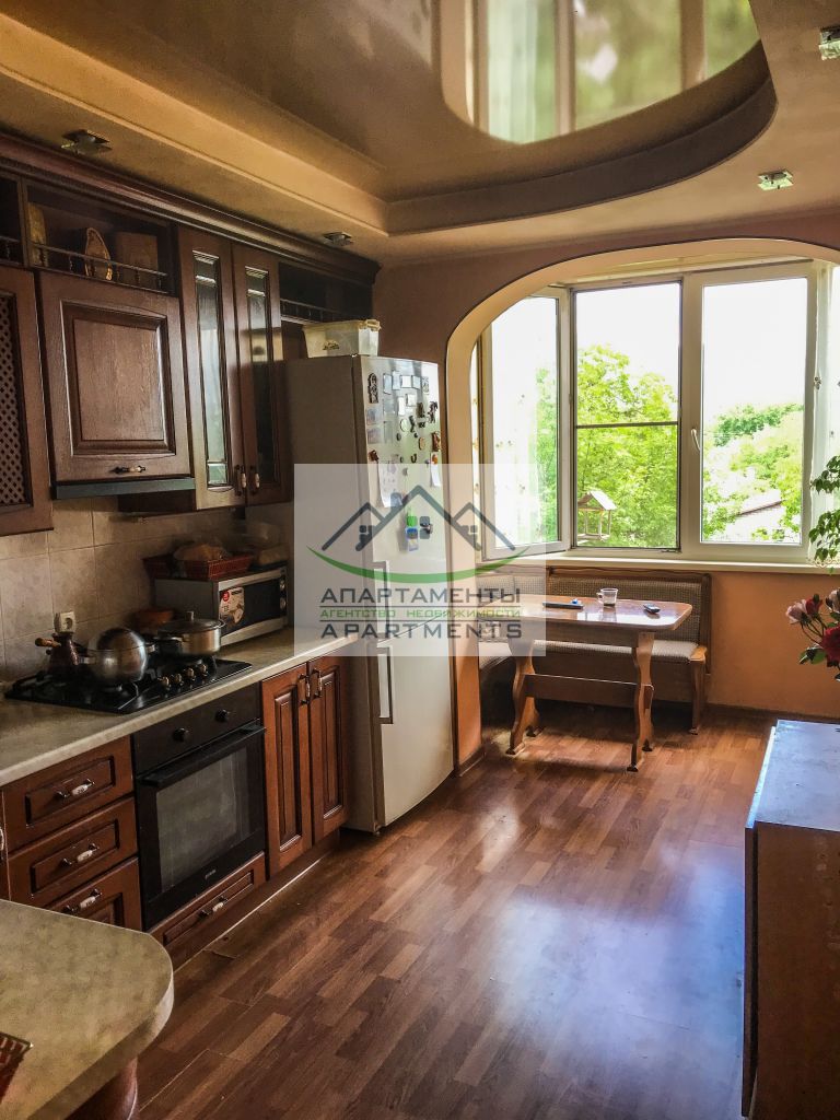 Продажа 3-комнатной квартиры, Пятигорск, Шатило ул,  18