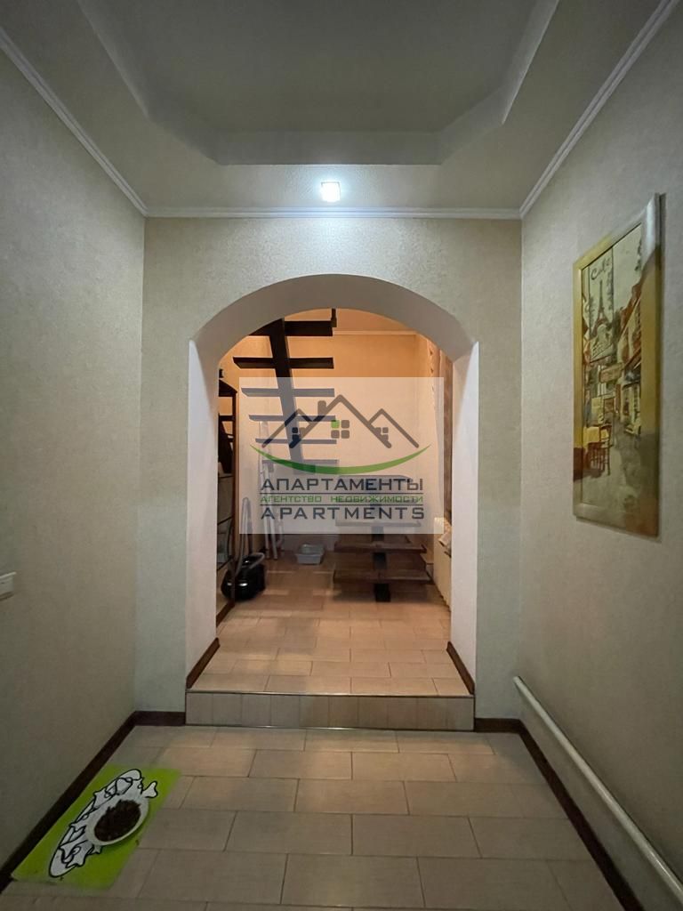 Продажа дома, 400м <sup>2</sup>, 5 сот., Пятигорск, Маяковского ул,  10