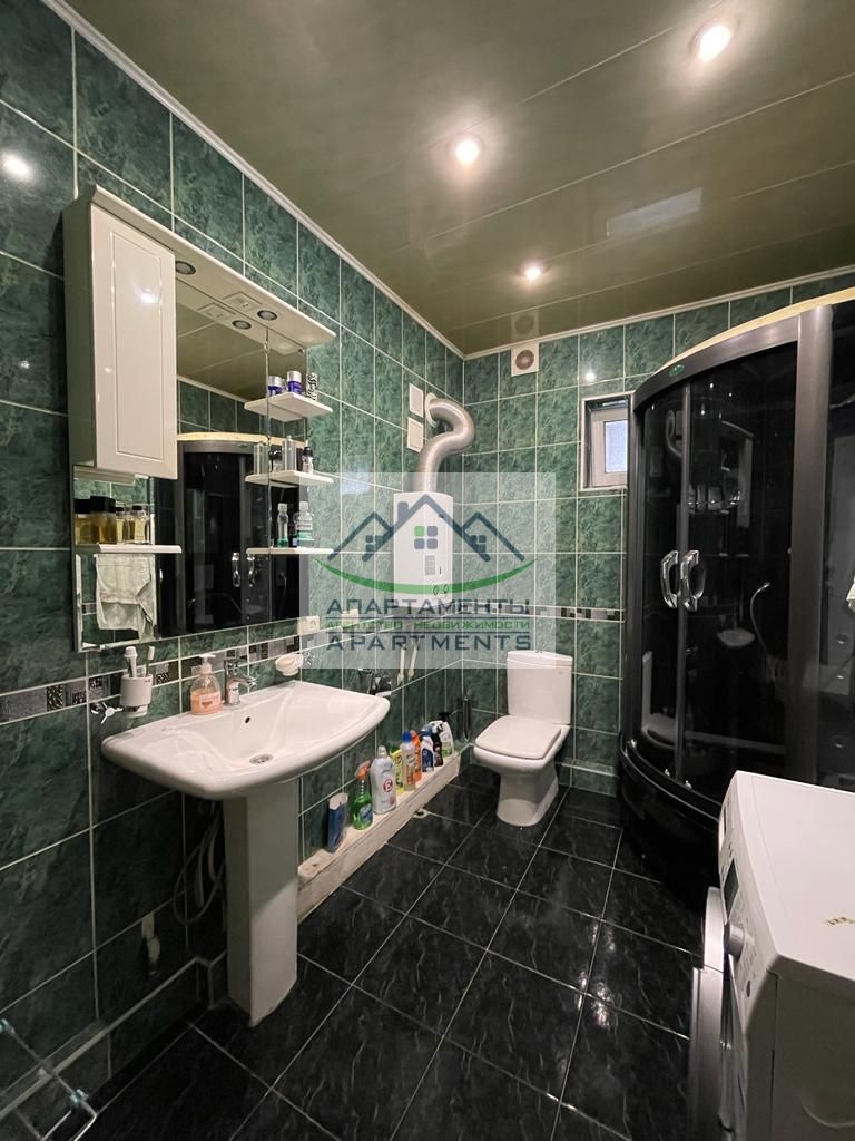 Продажа дома, 400м <sup>2</sup>, 5 сот., Пятигорск, Маяковского ул,  10