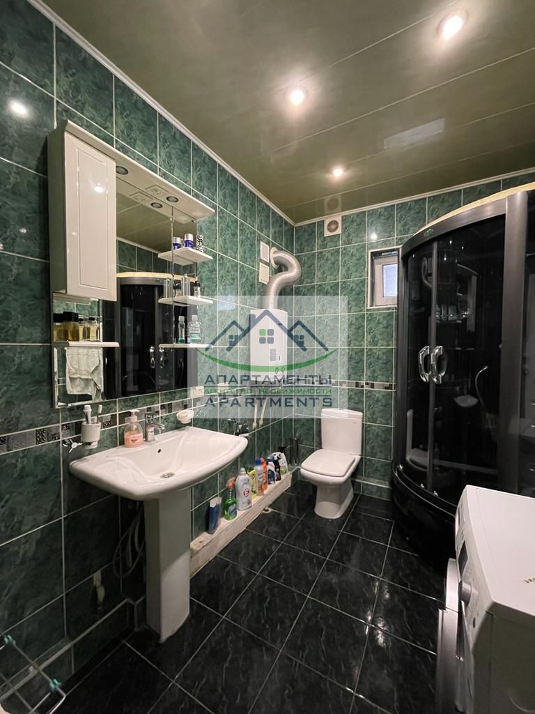 Продажа дома, 400м <sup>2</sup>, 5 сот., Пятигорск, Маяковского ул,  10