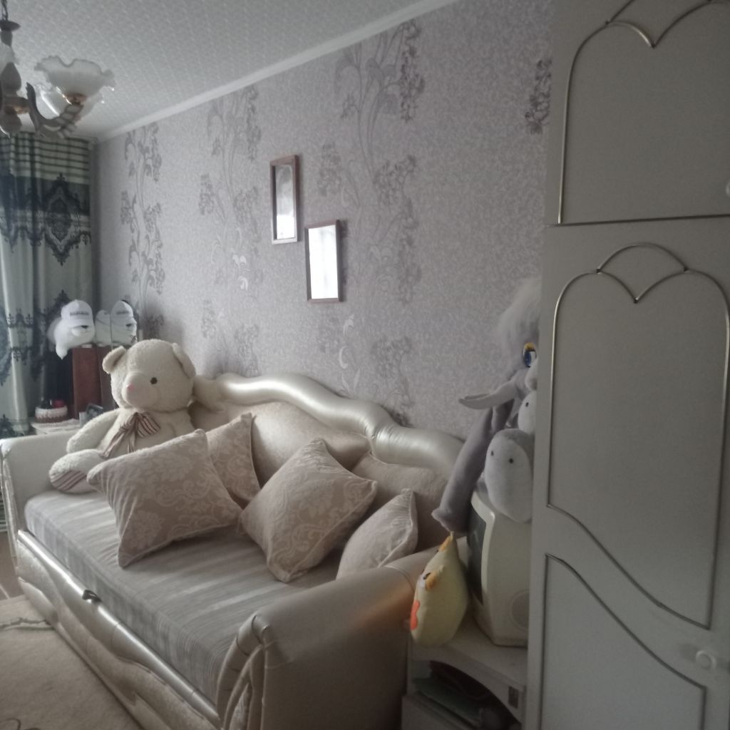 Продажа 3-комнатной квартиры, Батайск, Горького ул,  362