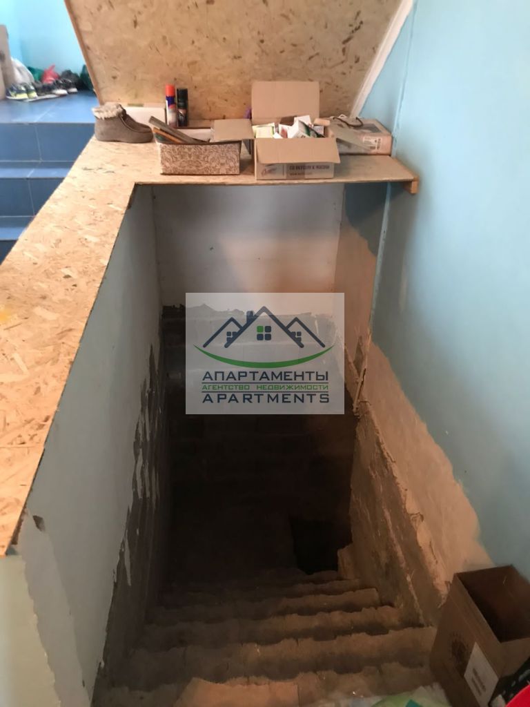 Продажа 4-комнатной квартиры, Пятигорск, Гоголя ул,  15