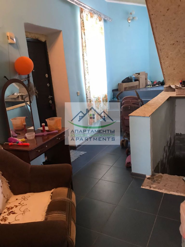 Продажа 4-комнатной квартиры, Пятигорск, Гоголя ул,  15