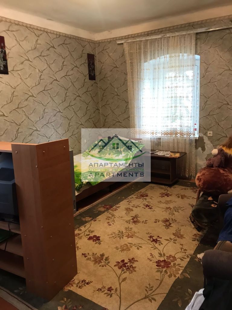 Продажа 4-комнатной квартиры, Пятигорск, Гоголя ул,  15