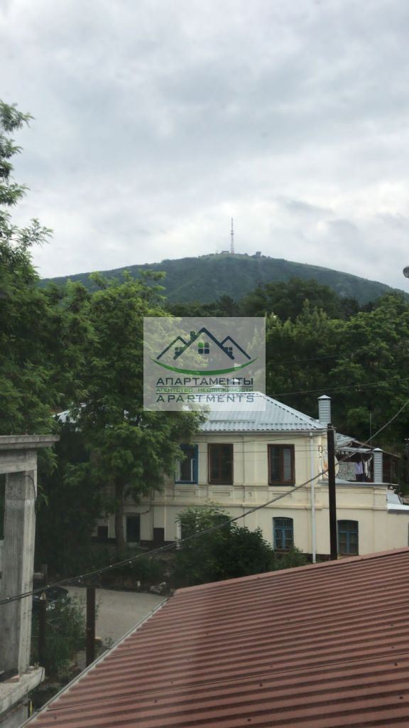 Продажа 4-комнатной квартиры, Пятигорск, Гоголя ул,  15