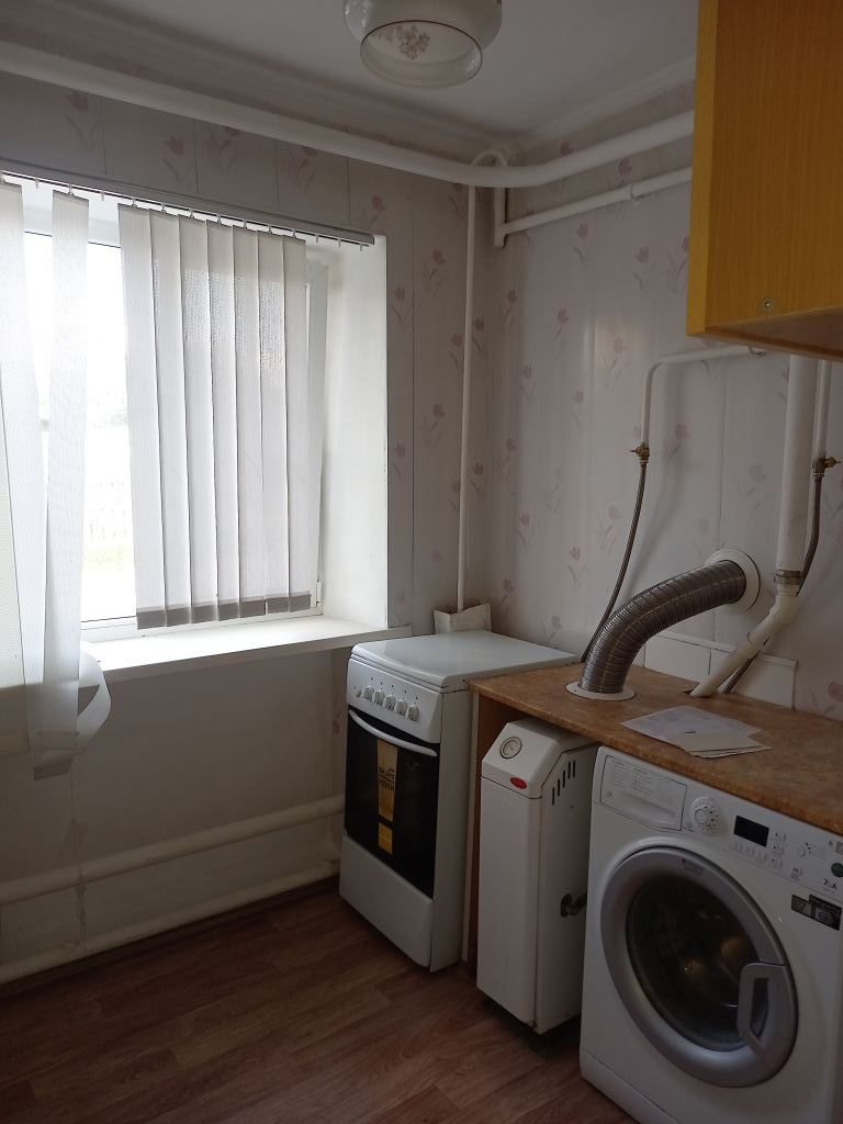 Продажа 2-комнатной квартиры, Батайск, Литейный пер,  2