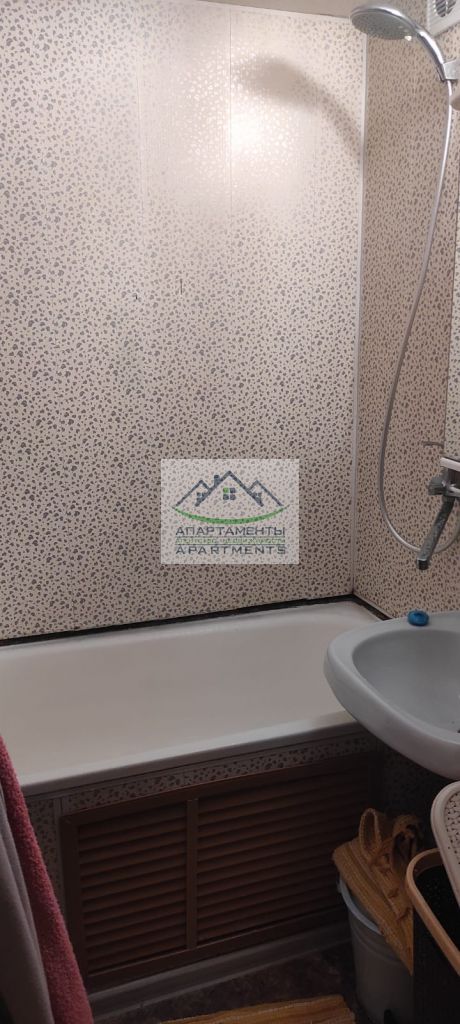 Продажа 2-комнатной квартиры, Кисловодск, Победы пр-кт,  157