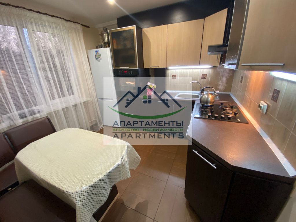 Продажа 2-комнатной квартиры, Кисловодск, Жмакина ул,  56