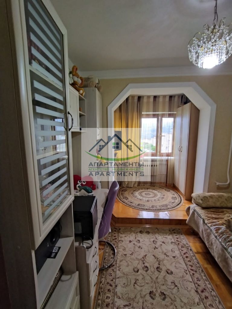 Продажа 3-комнатной квартиры, Кисловодск, Марцинкевича ул,  73