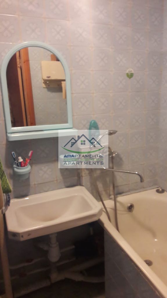 Продажа 2-комнатной квартиры, Кисловодск, Марцинкевича ул,  90