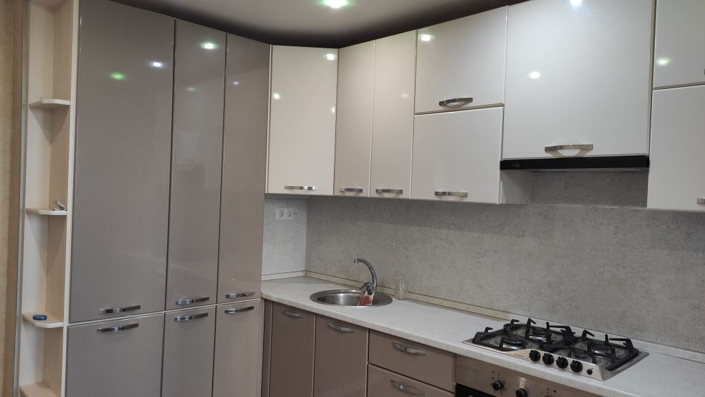 Продажа 1-комнатной квартиры, Смоленск, Воинов-интернационалистов ул,  3