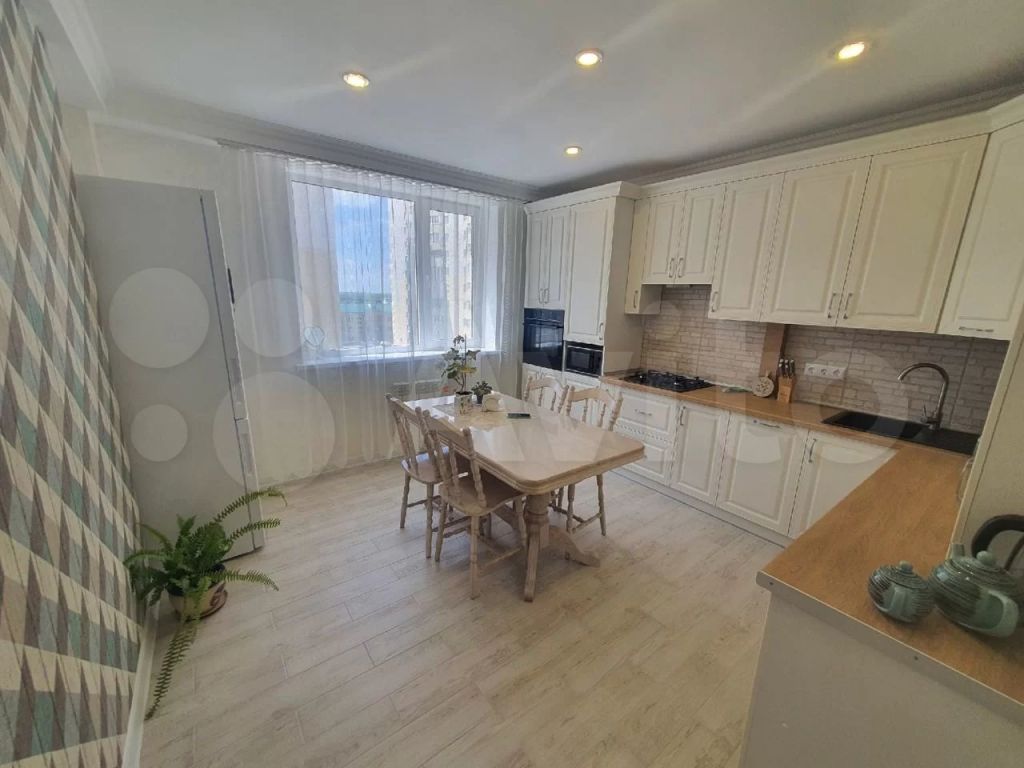 Продажа 2-комнатной квартиры, Ставрополь, А. Савченко ул,  38