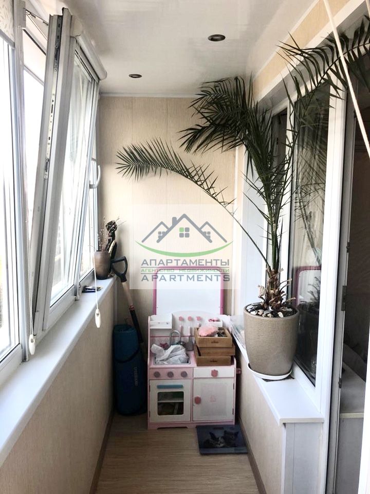 Продажа 4-комнатной квартиры, Пятигорск, Адмиральского ул,  8к3