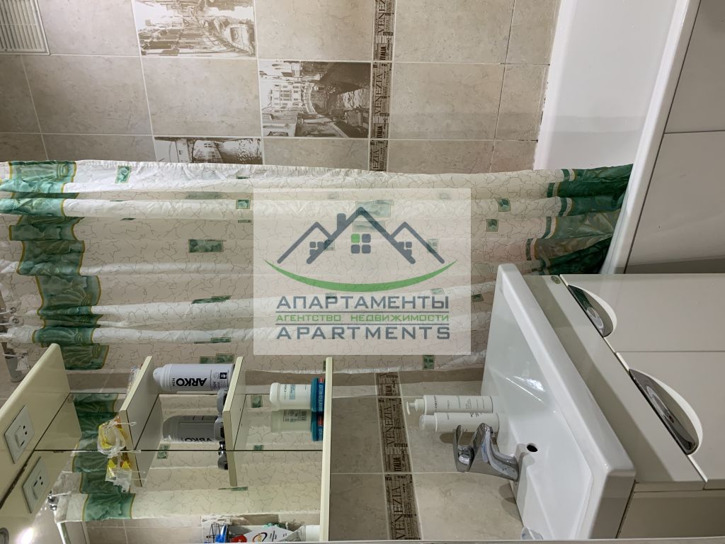 Продажа 2-комнатной квартиры, Иноземцево, 50 лет октября ,  10А