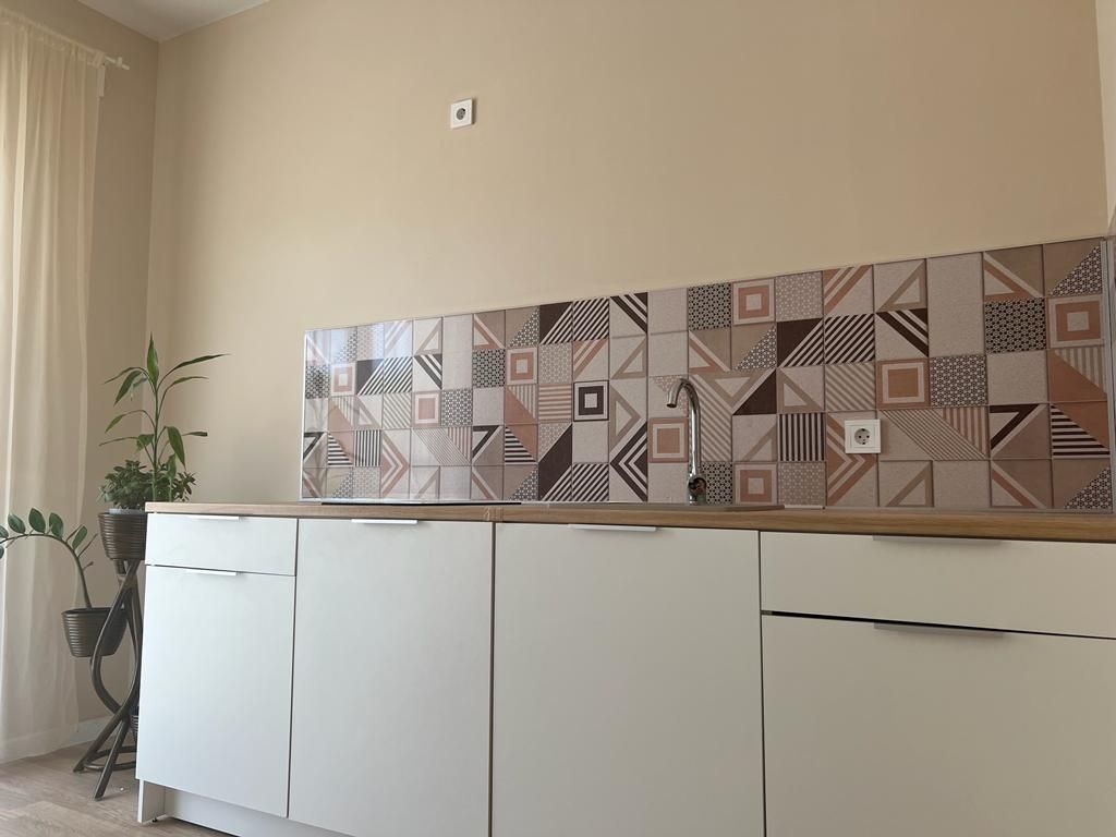 Продажа 1-комнатной квартиры, Варваровка, Калинина,  150/8