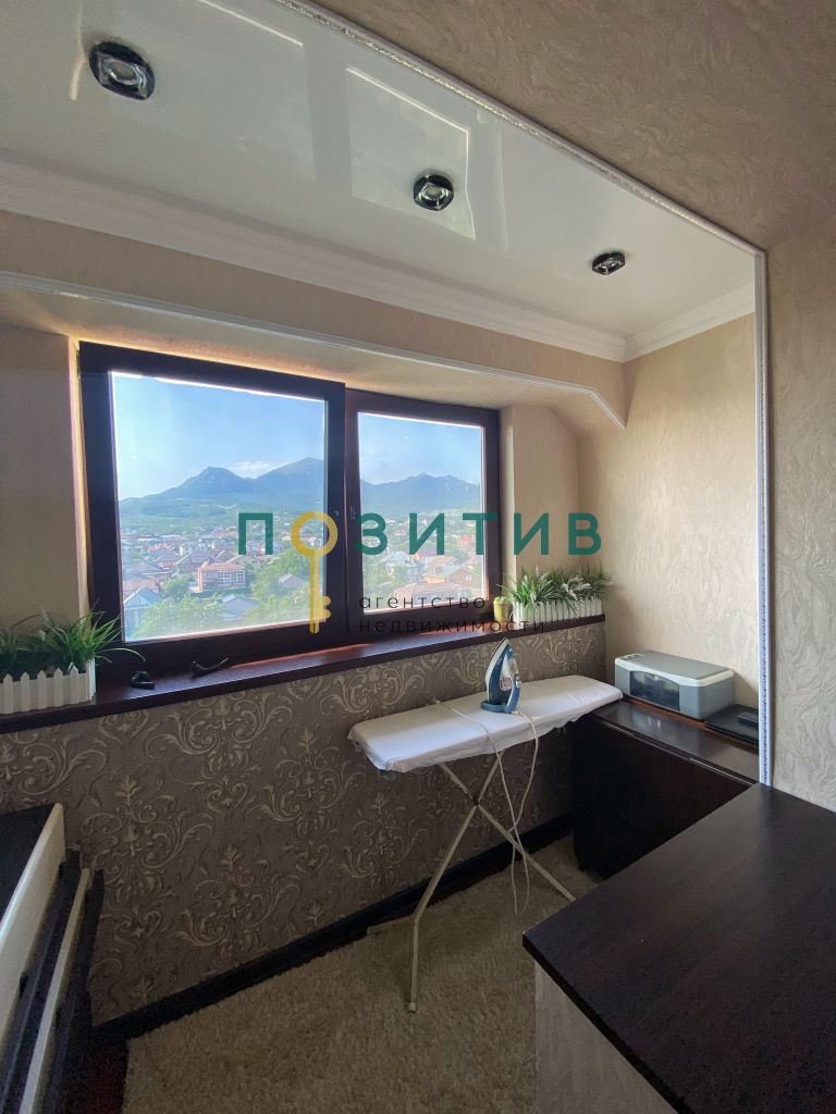 Продажа 3-комнатной квартиры, Пятигорск, Адмиральского ул,  2к4