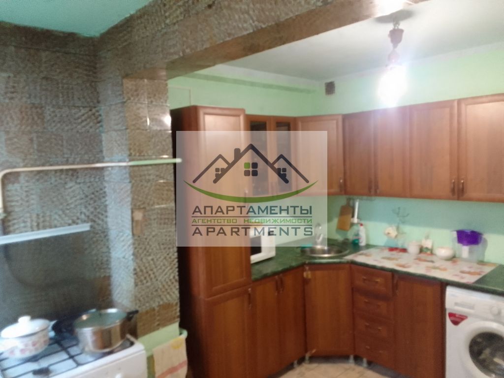 Продажа 2-комнатной квартиры, Ессентуки, Октябрьская ул,  444