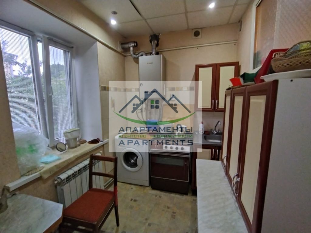 Продажа 2-комнатной квартиры, Кисловодск, 8 Марта ул,  13