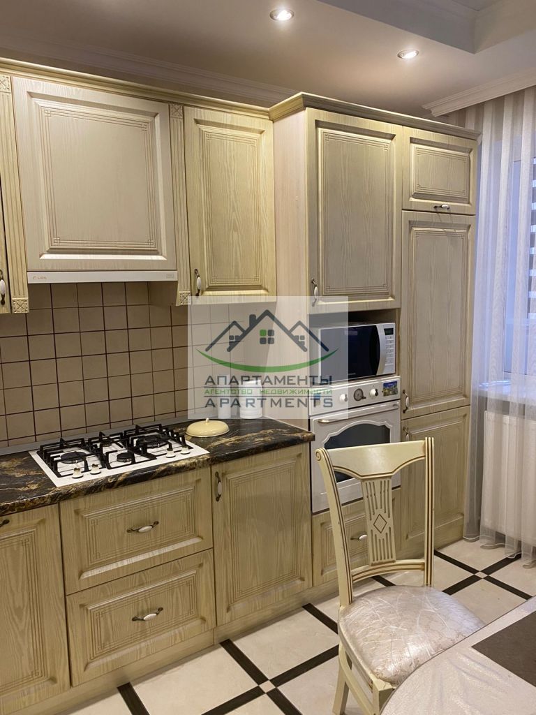 Продажа 3-комнатной квартиры, Пятигорск, Людкевича ул,  9 к 2