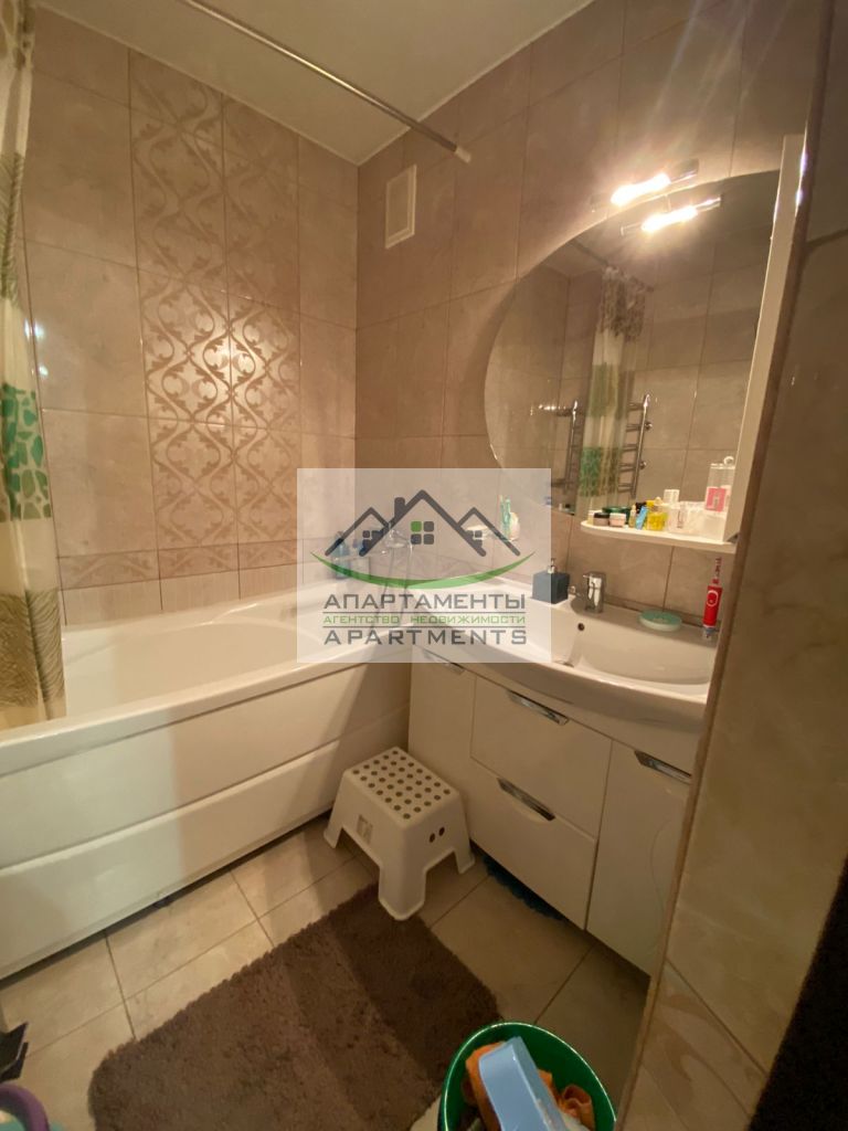 Продажа 3-комнатной квартиры, Пятигорск, Нежнова ул,  21к4