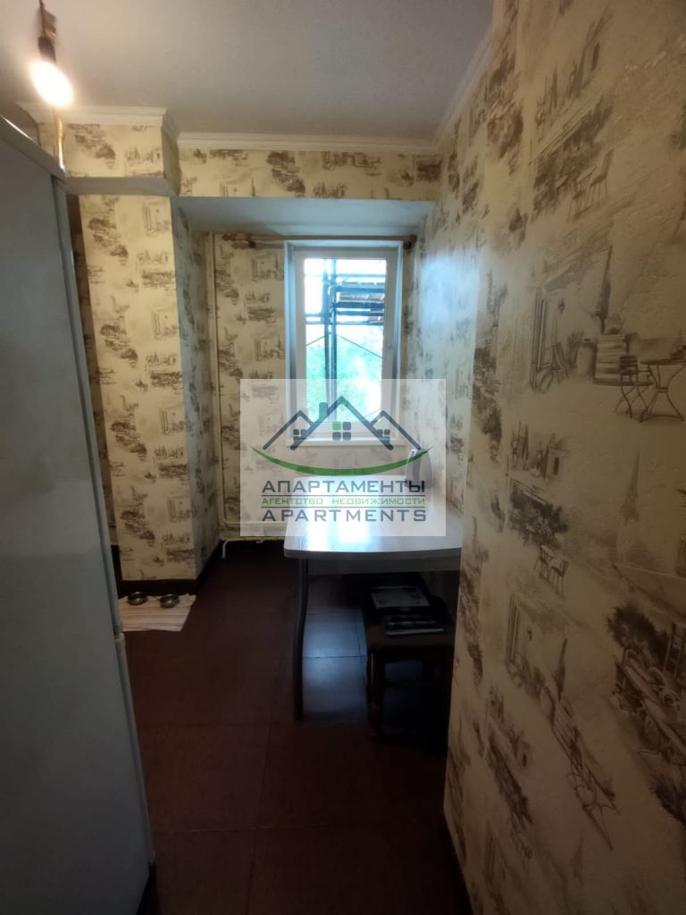 Продажа 2-комнатной квартиры, Кисловодск, Победы пр-кт,  134