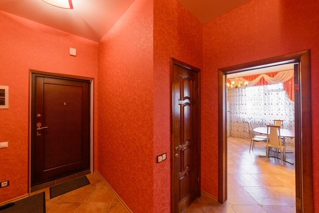 Продажа 4-комнатной квартиры, Владимир, Октябрьский пр-кт,  25