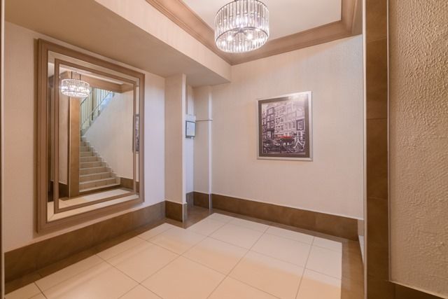 Продажа 4-комнатной квартиры, Владимир, Октябрьский пр-кт,  25