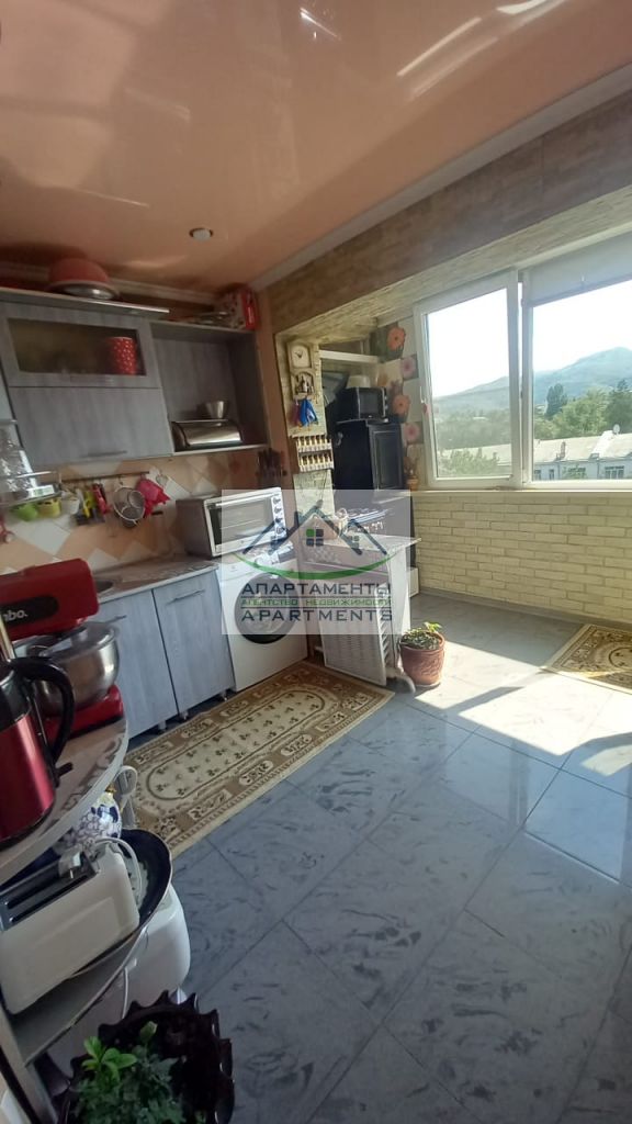 Продажа 3-комнатной квартиры, Кисловодск, Победы пр-кт,  22