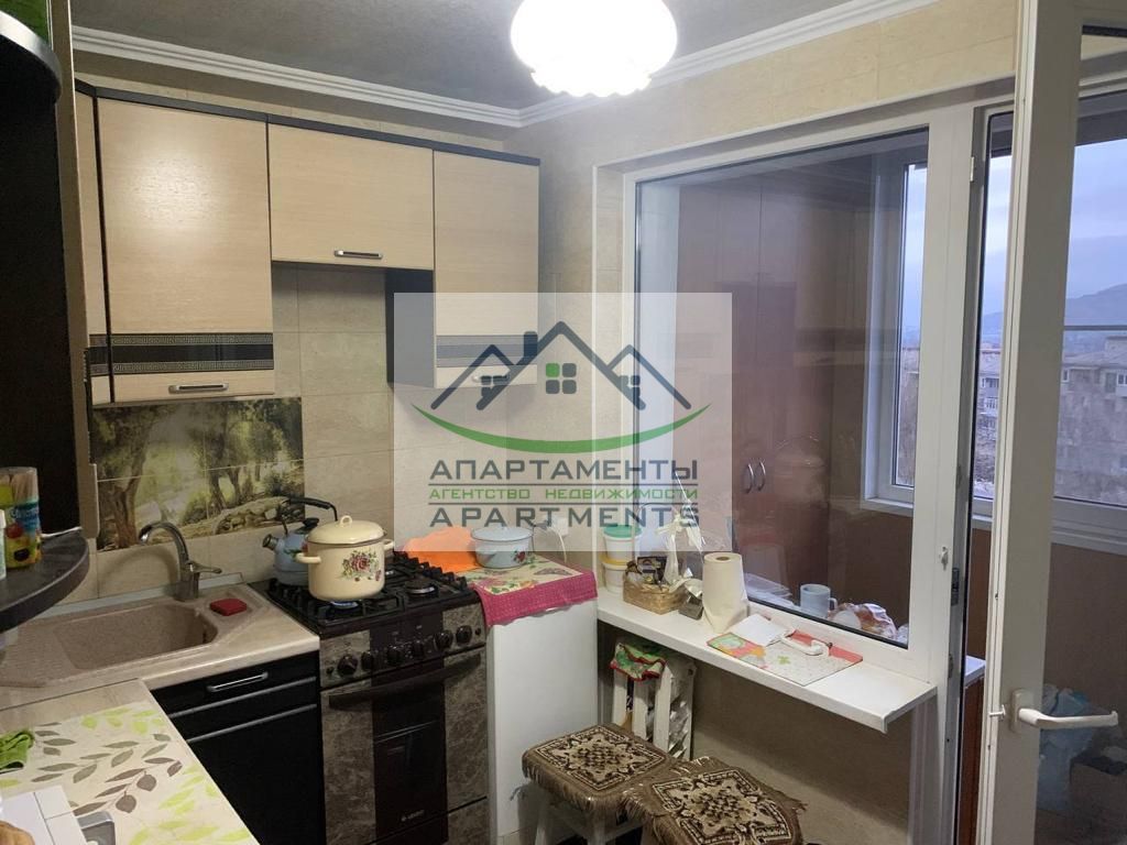 Продажа 3-комнатной квартиры, Кисловодск, Героев Медиков ул,  20