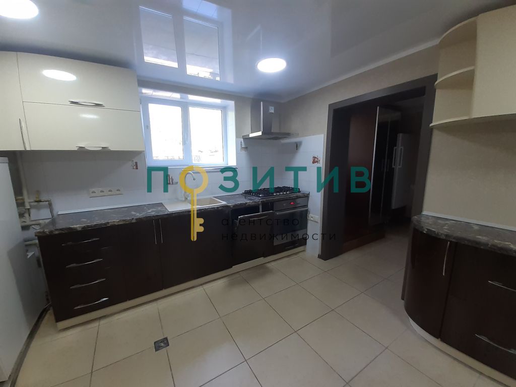 Продажа дома, 220м <sup>2</sup>, 8 сот., Пятигорск, Заречная ул