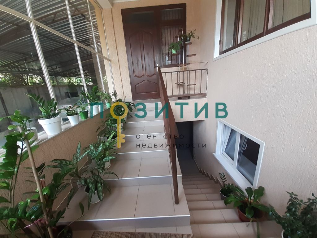 Продажа дома, 220м <sup>2</sup>, 8 сот., Пятигорск, Заречная ул