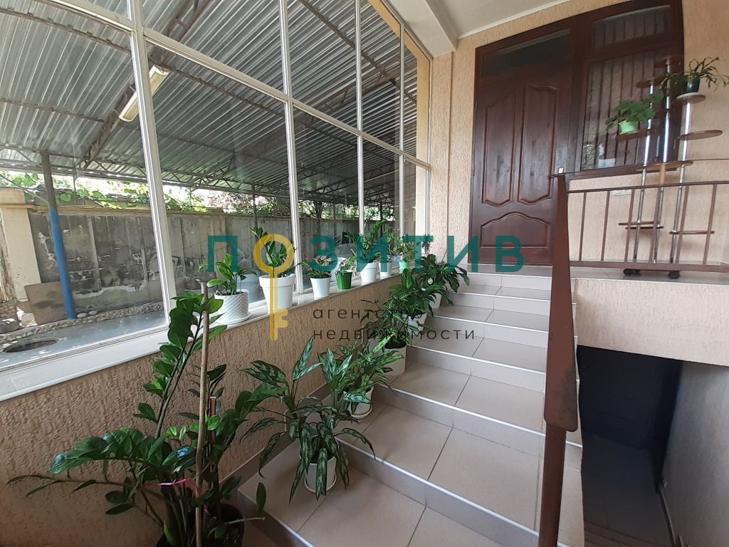 Продажа дома, 220м <sup>2</sup>, 8 сот., Пятигорск, Заречная ул